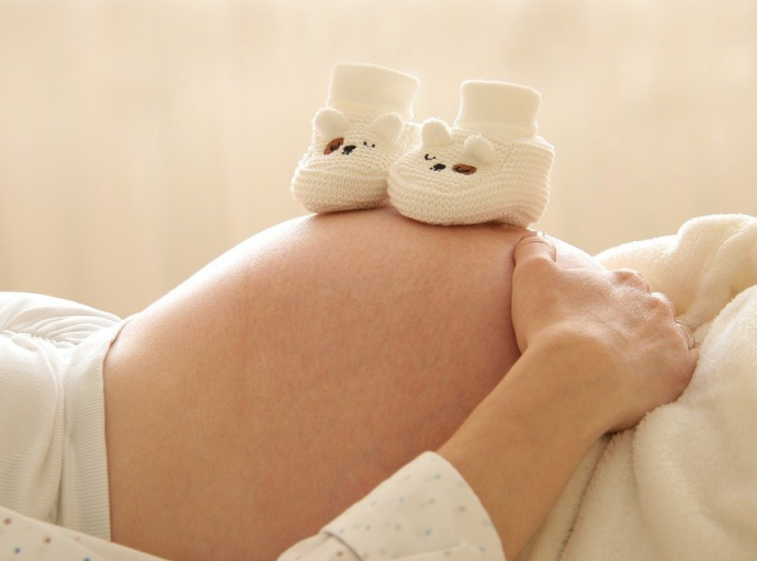La maternità, una scelta tra biologia e condizionamenti sociali. L'istinto materno nella psicologia moderna